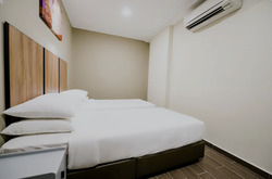 Mackenzie Regency (D9), Apartment #449835711